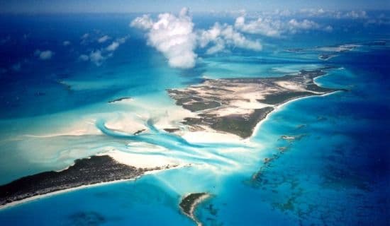 Blog | A cave, a cay and a sandbar: Things we love about the Exuma Cays | MYOUTISLANDS.COM